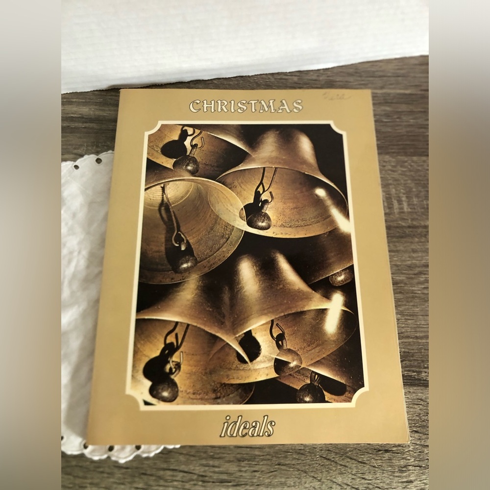 Vtg 1972 Christmas Ideals Magazine Booklet